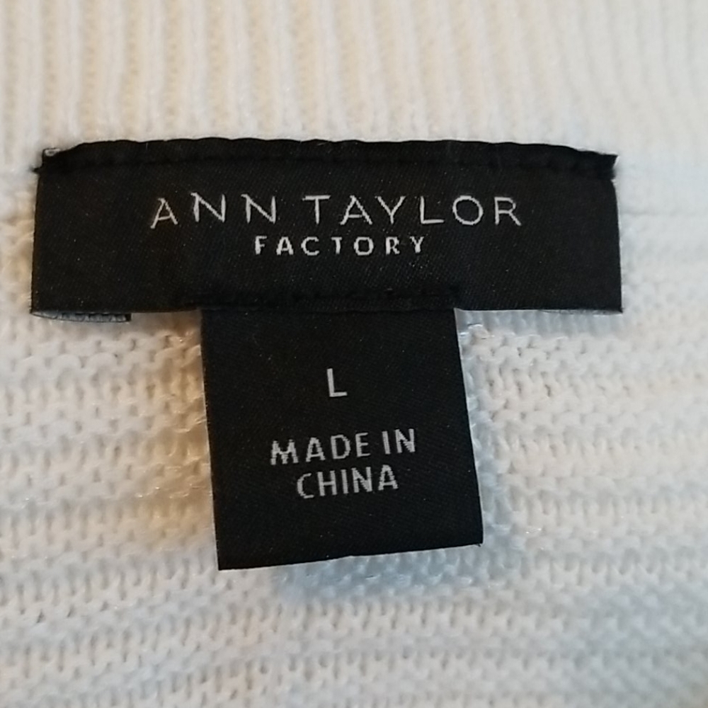 OFF WHITE ANN TAYLOR SWEATER - Picture 7 of 10